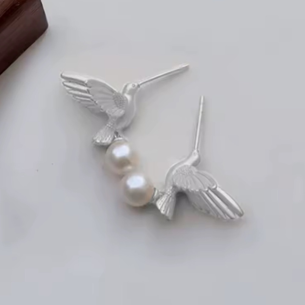 Vintage Hummingbird Pearl Silver Earrings